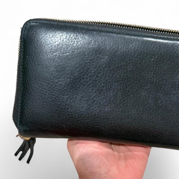 Authentic GUCCI Black Pebbled Leather Soho Interlocking G Zip Around Long Wallet - Picture 7 of 10